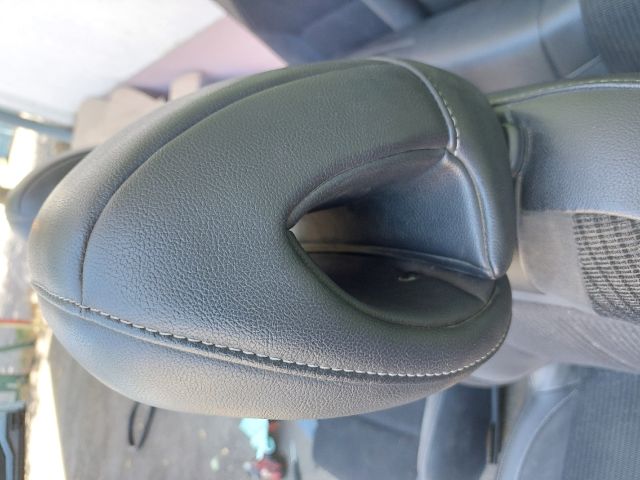 bontott CITROËN C4 Bal első Fejtámla