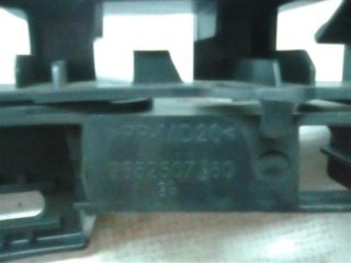 bontott CITROËN C4 Bal első Lökhárító Tartó (Műanyag)