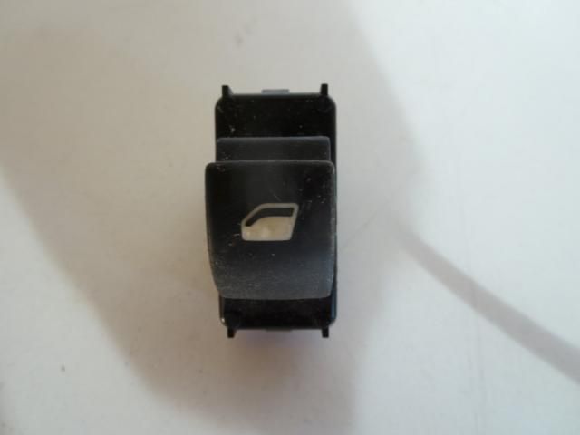 bontott CITROËN C4 Bal hátsó Ablakemelő Kapcsoló