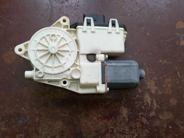 bontott CITROËN C4 Bal hátsó Ablakemelő Motor