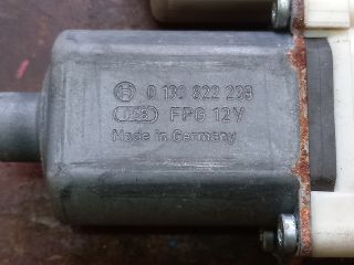 bontott CITROËN C4 Bal hátsó Ablakemelő Motor