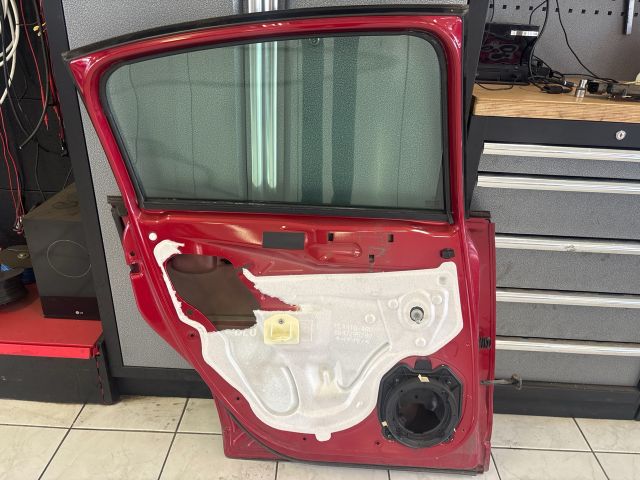 bontott CITROËN C4 Bal hátsó Ajtó (Részeivel)