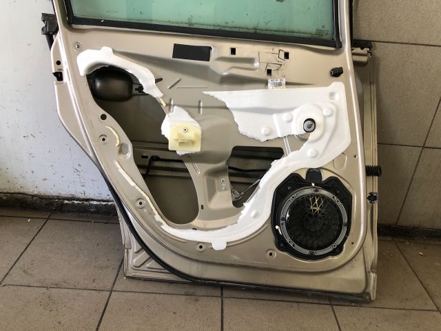 bontott CITROËN C4 Bal hátsó Ajtó (Üres lemez)