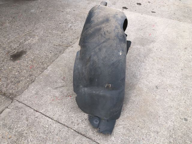 bontott CITROËN C4 Bal hátsó Dobbetét (Kerékjárati, Műanyag)