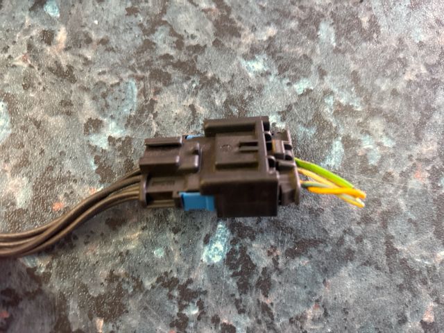 bontott CITROËN C4 Bal Hátsó Lámpa Foglalat