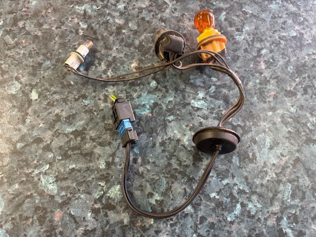 bontott CITROËN C4 Bal Hátsó Lámpa Foglalat