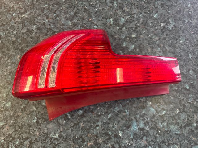 bontott CITROËN C4 Bal Hátsó Lámpa