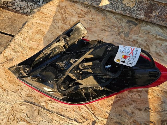 bontott CITROËN C4 Bal Hátsó Lámpa