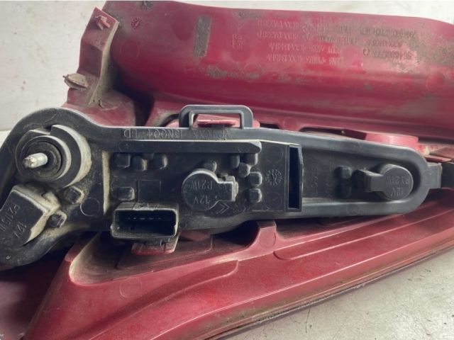 bontott CITROËN C4 Bal Hátsó Lámpa