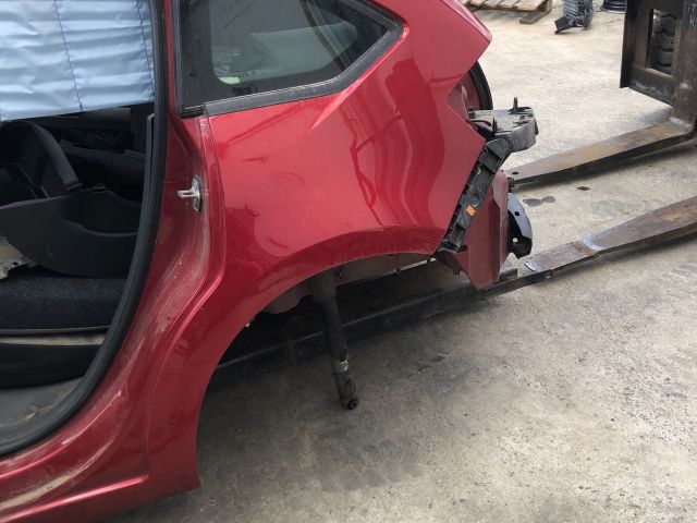 bontott CITROËN C4 Bal hátsó Sárvédő