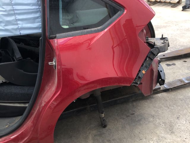 bontott CITROËN C4 Bal hátsó Sárvédő