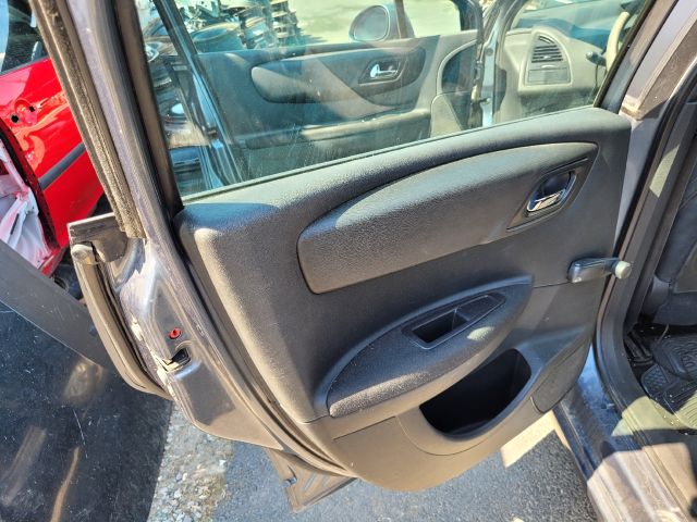 bontott CITROËN C4 Bal hátsó Ülés