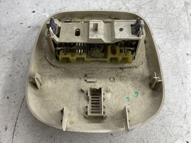 bontott CITROËN C4 Beltér Világítás Első