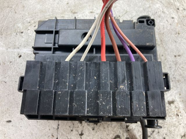 bontott CITROËN C4 Biztosítéktábla Doboz