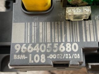 bontott CITROËN C4 Biztosítéktábla Doboz