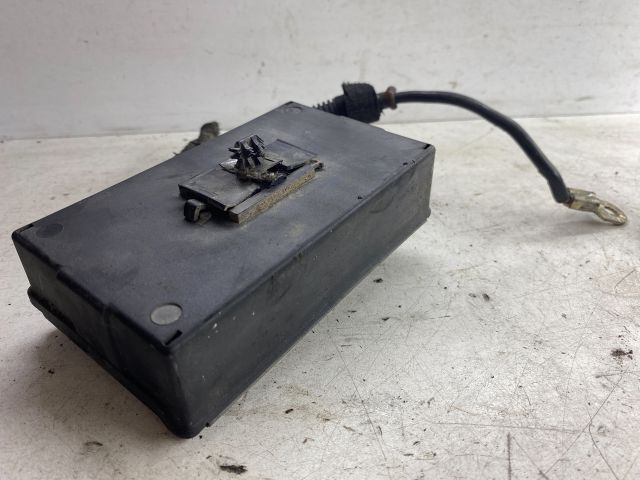 bontott CITROËN C4 Biztosítéktábla Doboz