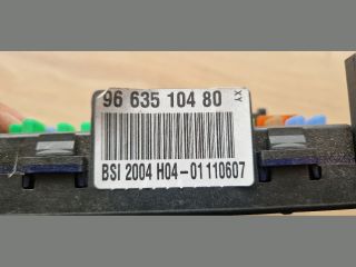 bontott CITROËN C4 Biztosítéktábla Utastér