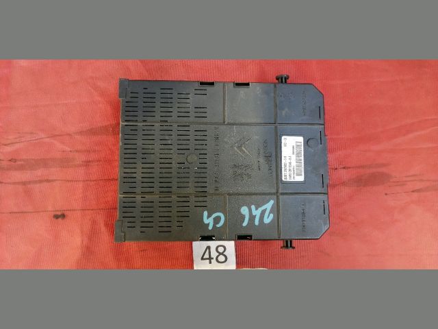 bontott CITROËN C4 Biztosítéktábla Utastér