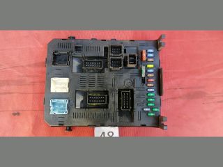 bontott CITROËN C4 Biztosítéktábla Utastér