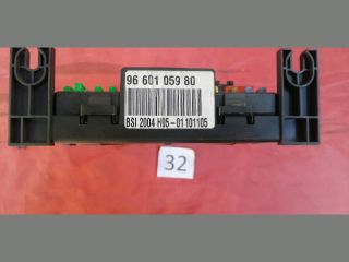 bontott CITROËN C4 Biztosítéktábla Utastér