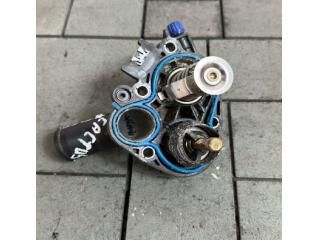 bontott CITROËN C4 CACTUS Hengerfej Vízkivezető