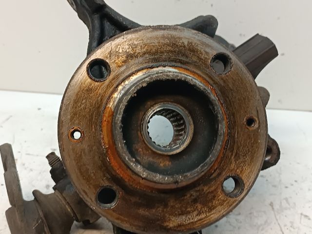 bontott CITROËN C4 CACTUS Jobb első Csonkállvány Kerékaggyal