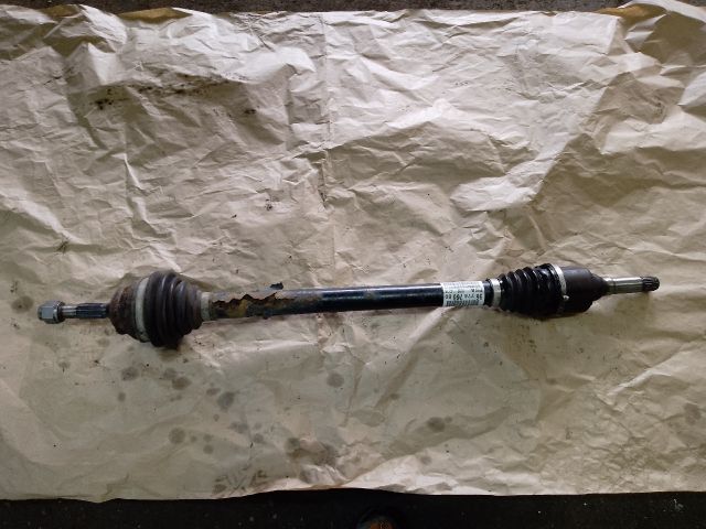 bontott CITROËN C4 CACTUS Jobb Féltengely