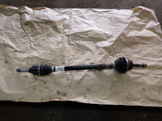 bontott CITROËN C4 CACTUS Jobb Féltengely