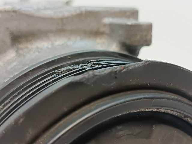 bontott CITROËN C4 CACTUS Klímakompresszor