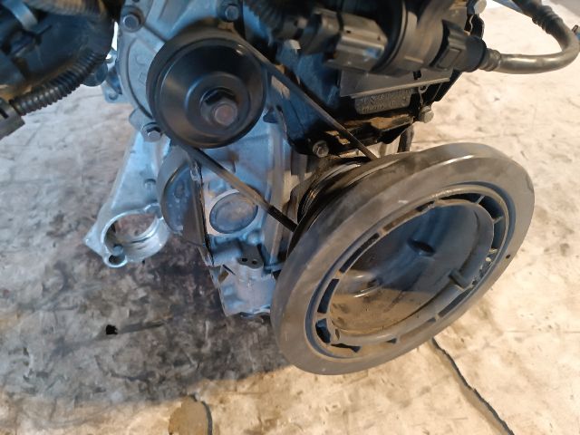 bontott CITROËN C4 CACTUS Komplett Motor (Segédberendezésekkel)