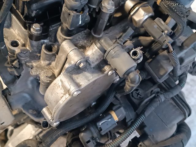 bontott CITROËN C4 CACTUS Komplett Motor (Segédberendezésekkel)