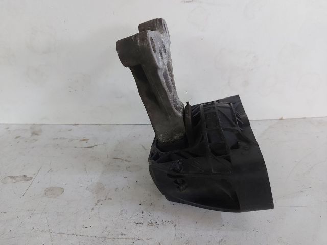 bontott CITROËN C4 CACTUS Motor Tartó Bak (Fém)