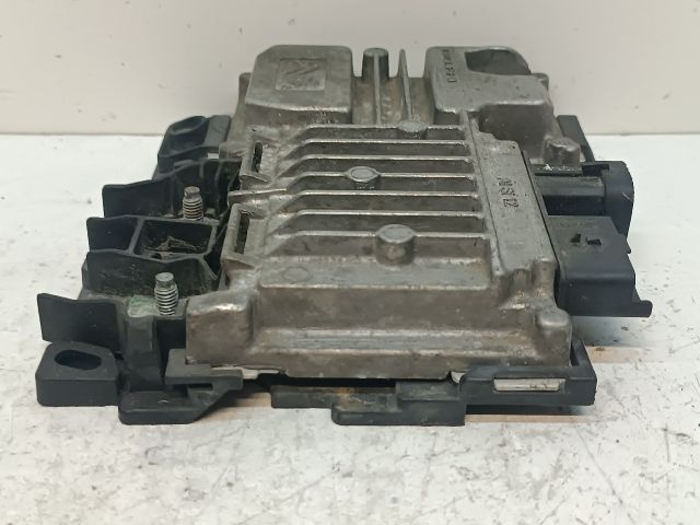 bontott CITROËN C4 CACTUS Start / Stop Vezérlő Modul