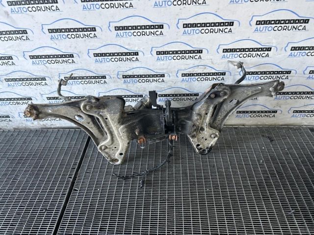 bontott CITROËN C4 CACTUS Első Bölcső