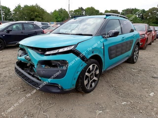 bontott CITROËN C4 CACTUS Jobb hátsó Csonkállvány