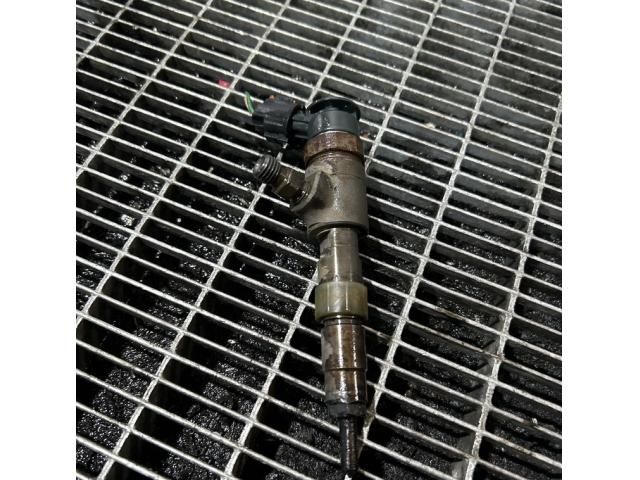 bontott CITROËN C4 CACTUS Porlasztó (1 db)