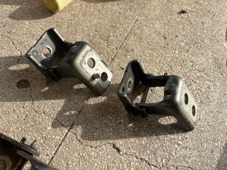 bontott CITROËN C4 CACTUS Bal első Zsanér