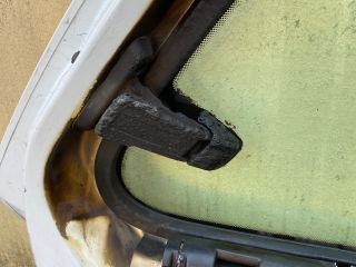 bontott CITROËN C4 CACTUS Bal hátsó Ajtó (Részeivel)