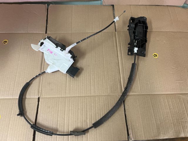 bontott CITROËN C4 CACTUS Bal hátsó Ajtózár