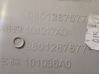 bontott CITROËN C4 CACTUS Beltér Világítás Első