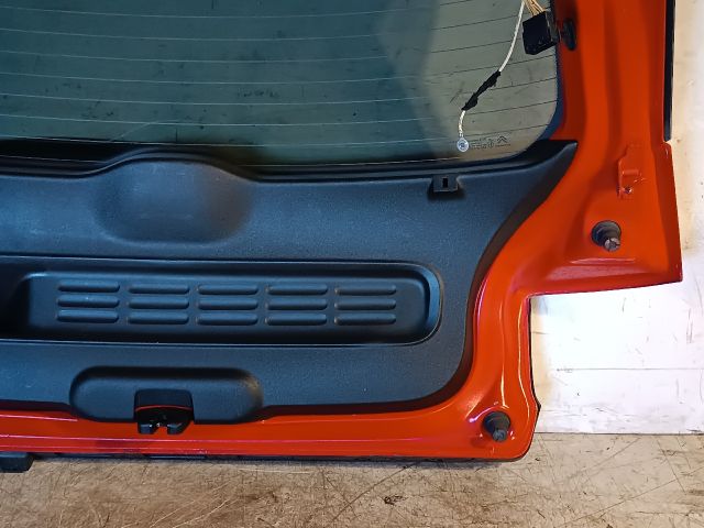 bontott CITROËN C4 CACTUS Csomagtérajtó (Részeivel)