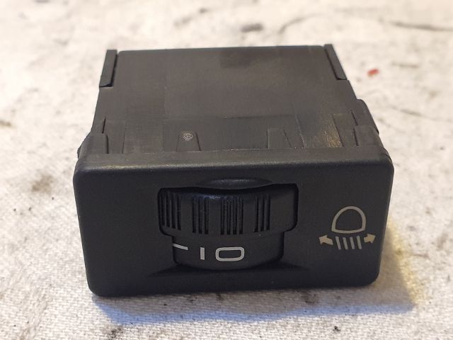 bontott CITROËN C4 CACTUS Fényszórómagasság Állító Kapcsoló