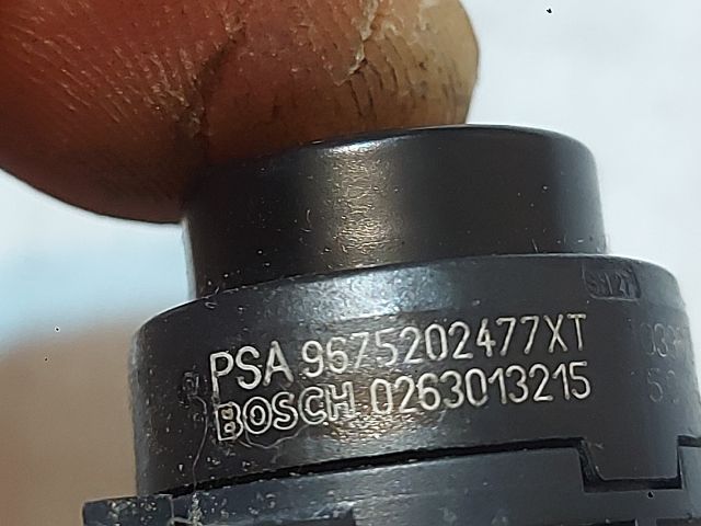 bontott CITROËN C4 CACTUS Hátsó Tolatóradar Fej