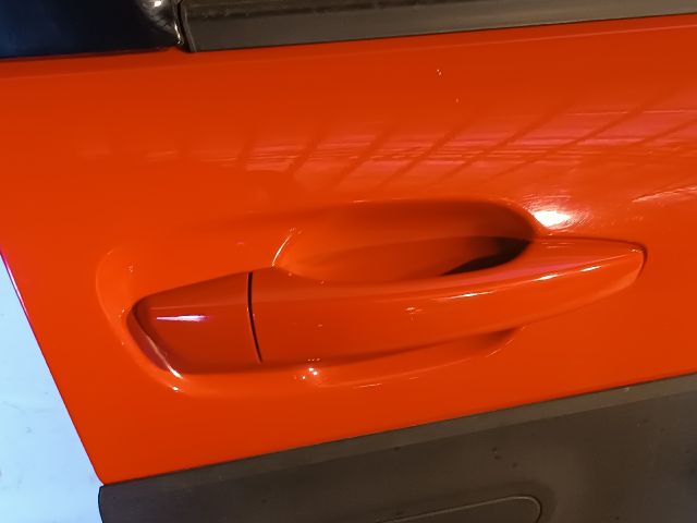 bontott CITROËN C4 CACTUS Jobb első Ajtó (Részeivel)