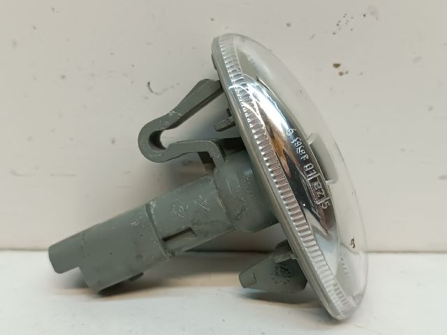 bontott CITROËN C4 CACTUS Jobb első Sárvédő Irányjelző