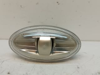 bontott CITROËN C4 CACTUS Jobb első Sárvédő Irányjelző