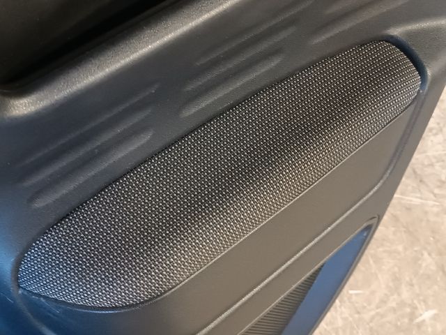 bontott CITROËN C4 CACTUS Jobb hátsó Ajtó Kárpit