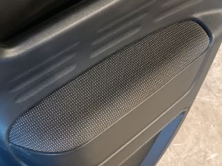 bontott CITROËN C4 CACTUS Jobb hátsó Ajtó Kárpit