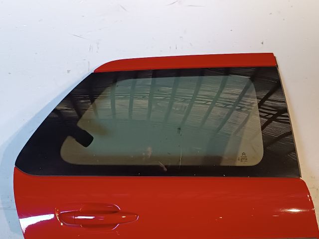 bontott CITROËN C4 CACTUS Jobb hátsó Ajtó (Részeivel)
