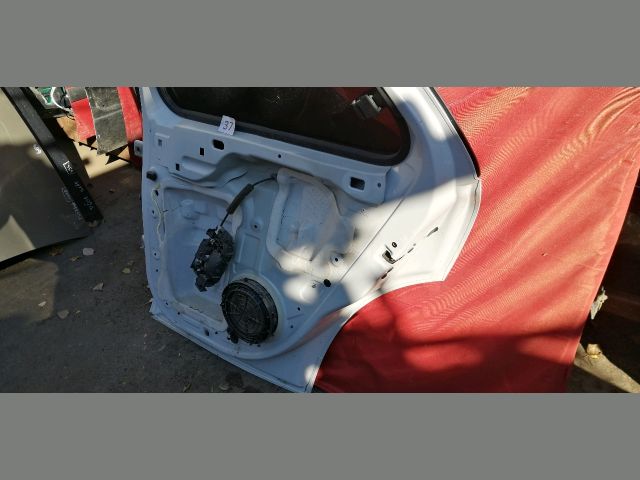 bontott CITROËN C4 CACTUS Jobb hátsó Ajtóhatároló